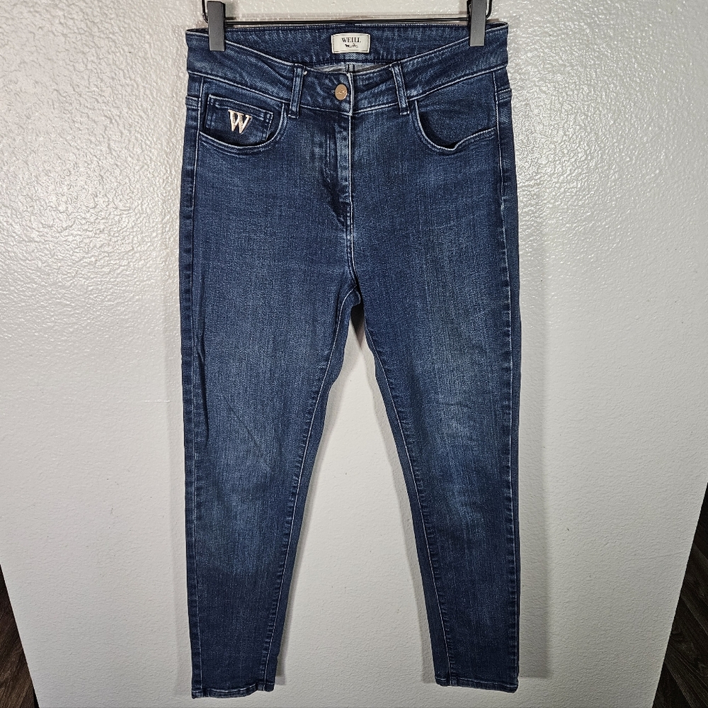 Weill Slim Leg Jeans Size 6